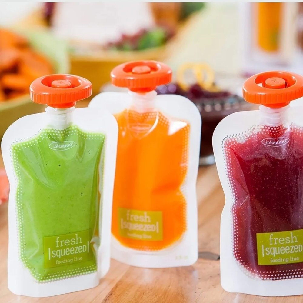 Infantino Green and Orange Beverage Pouches